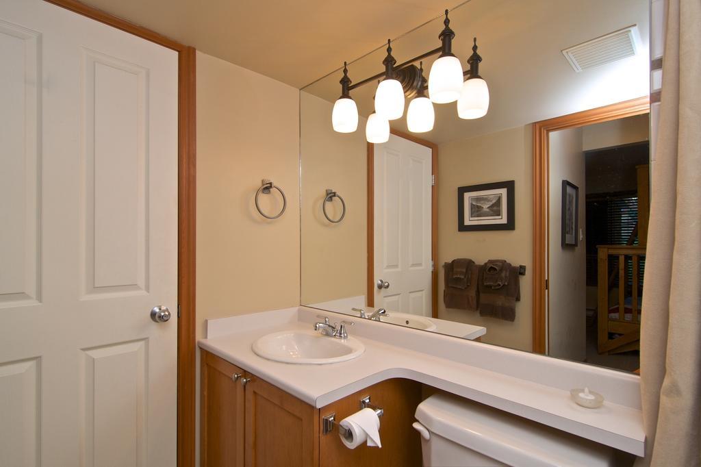 Whistler Blackcomb Vacation Rentals - Village North Værelse billede